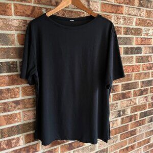 Lululemon  * Short Sleeve Shirt EUC